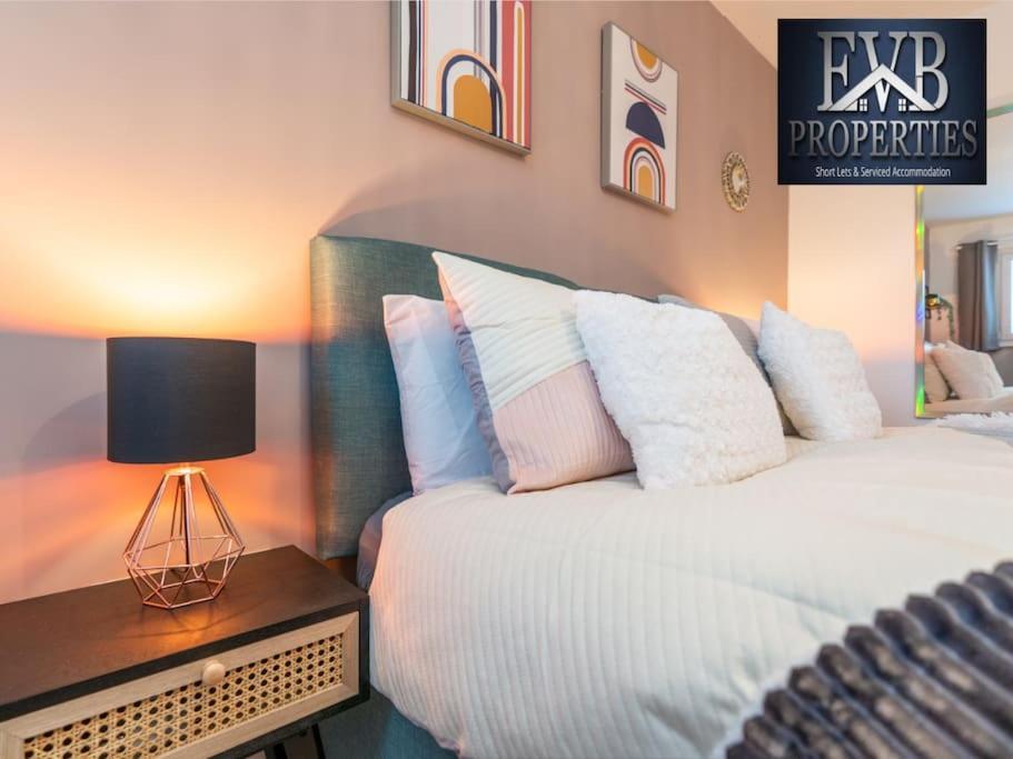 Charming Cosy Getaway Ideal For Leisure & Business Апартаменты Саутгемптон
