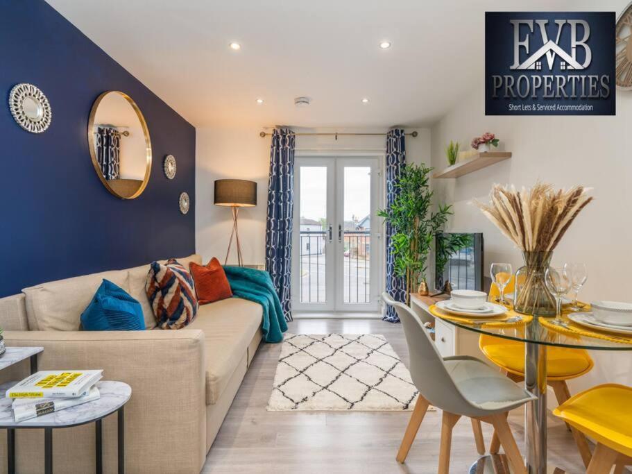 Charming Cosy Getaway Ideal For Leisure & Business Апартаменты *